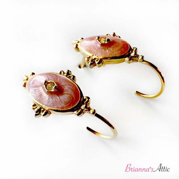Vintage Avon Fancy Pink & Gold Hook Earrings with Rhinestones - Picture 3 of 9